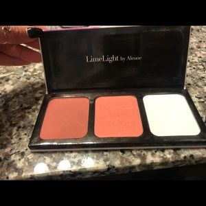 limelight by alcone blush & translucent powder